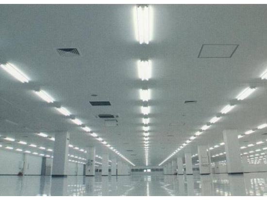 �������߃r��